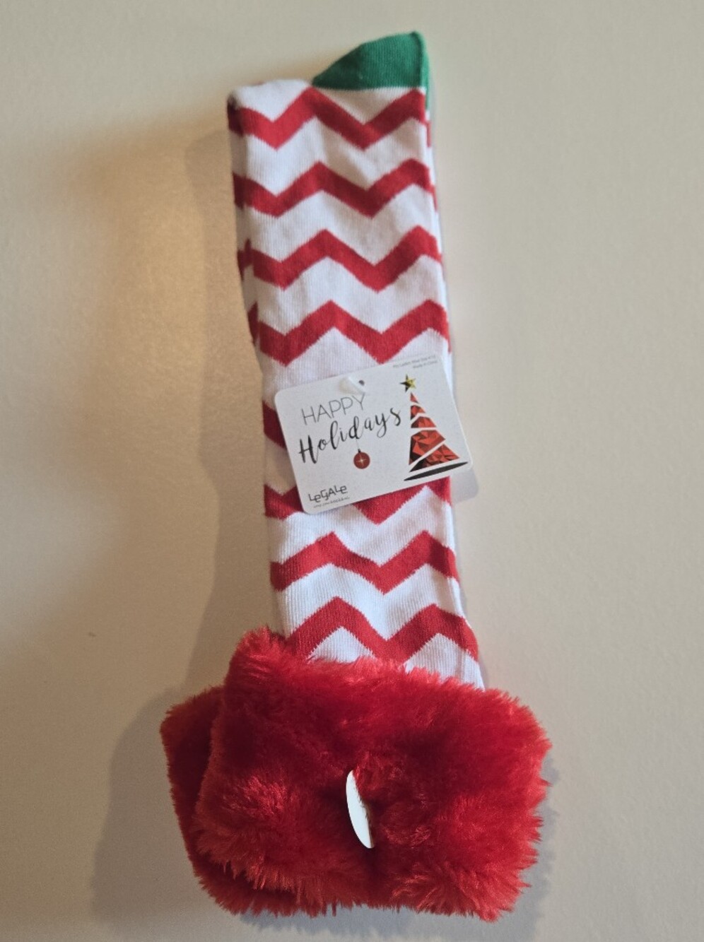 Red & White Chevron Christmas Holiday Socks NWT